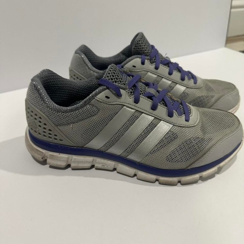 Adidas Grey and Purple Sneakers woman's 8.5 - Picture 2 of 8